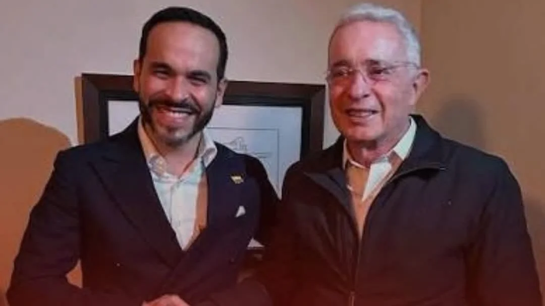 Álvaro Uribe destacó operación en la que murió alias Robinson 