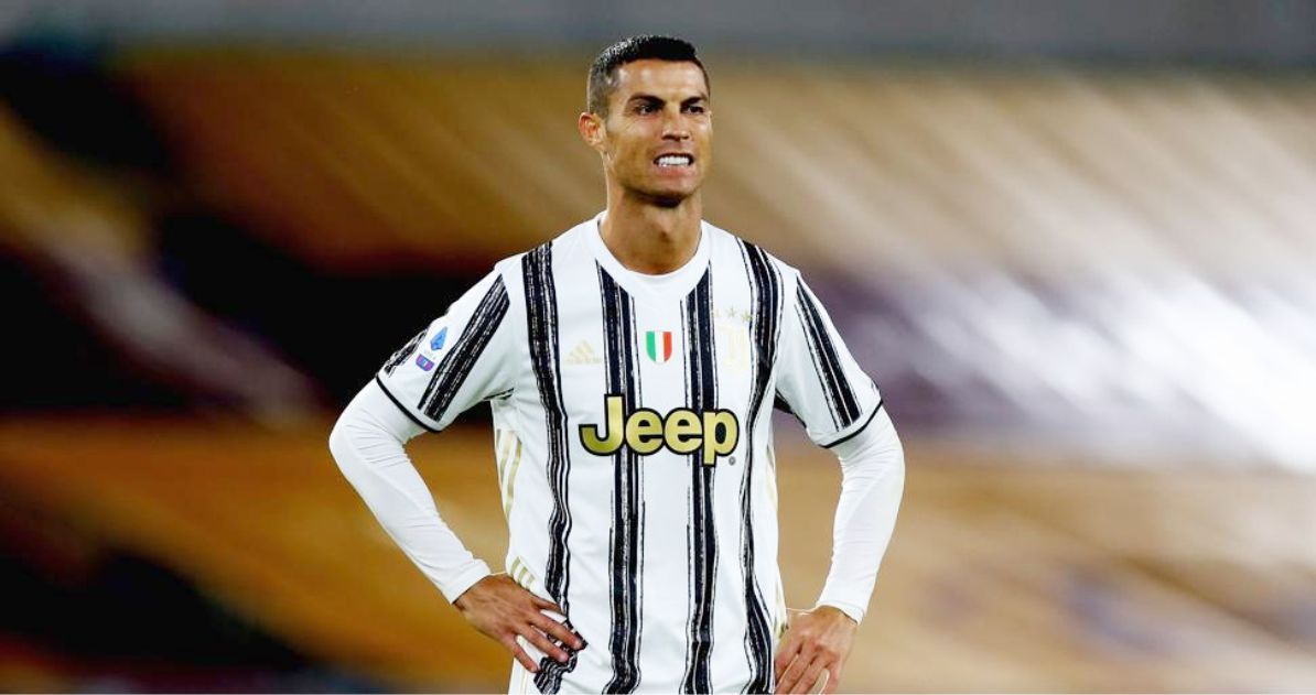 Asaltan casa de Cristiano Ronaldo para robarle una camiseta firmada