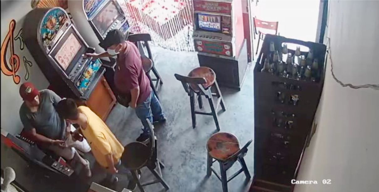 ¡Ojo con los ladrones! ya cargan llaves maestras
