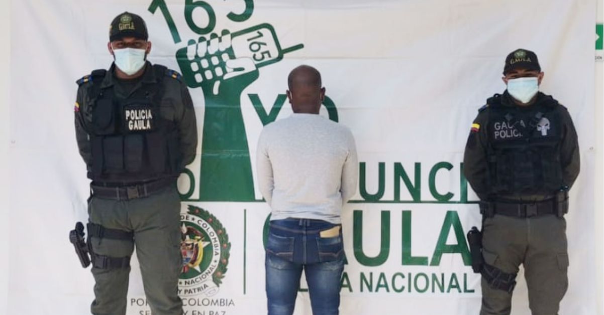 En flagrancia fue capturado por extorsionar con fotos íntimas