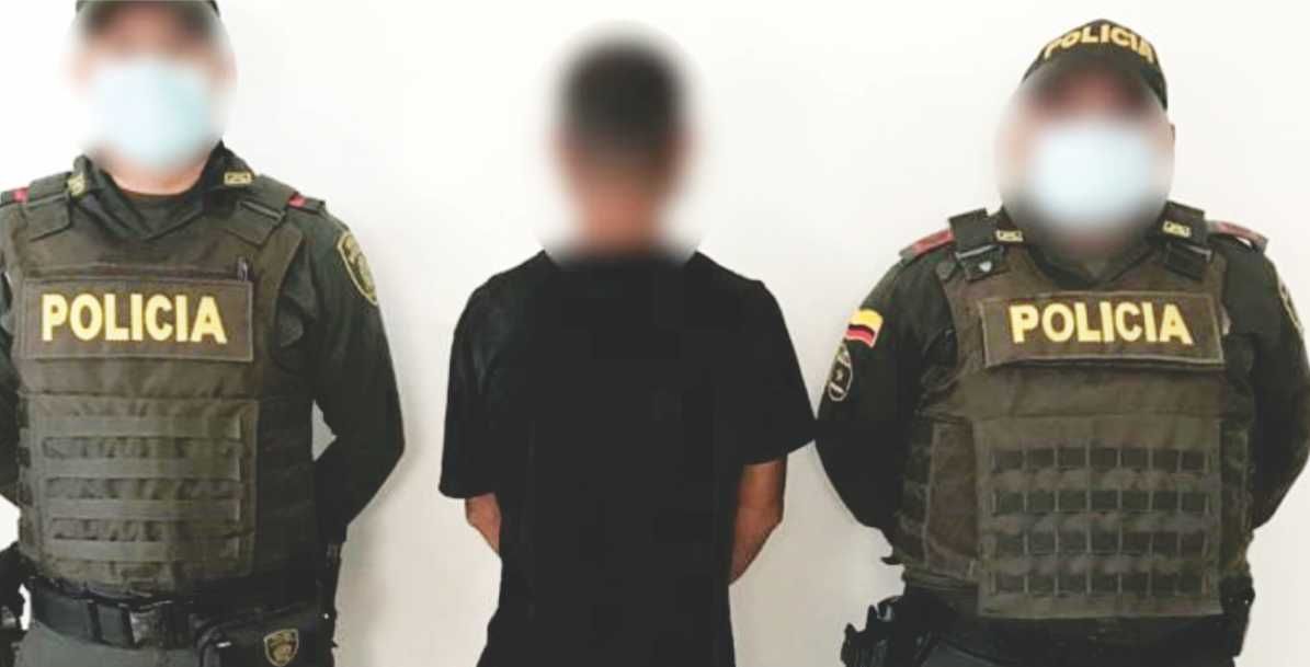 "Parecía una bestia" atacó con un machete a su excompañera
