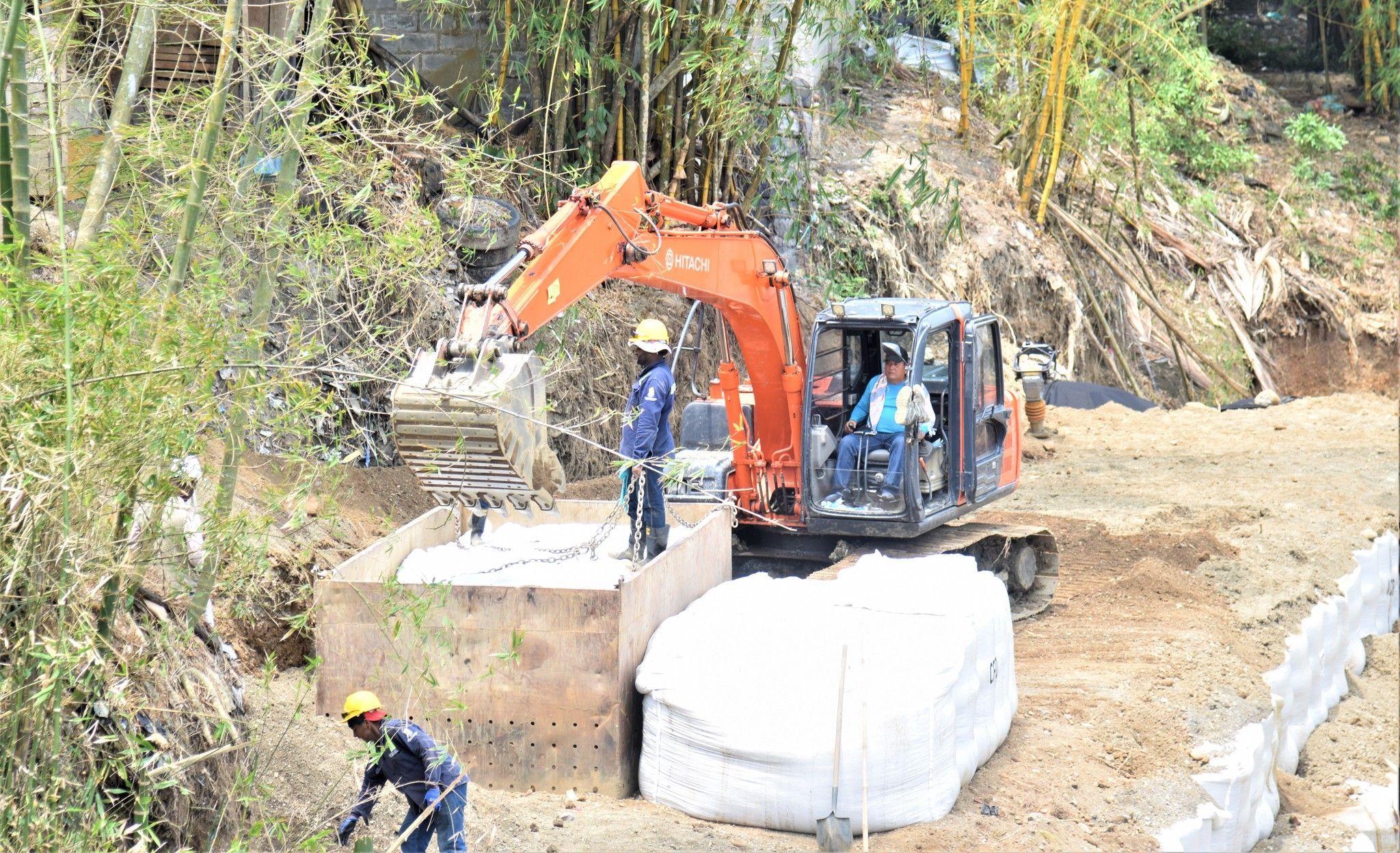 Avanzan obras de protección del río de Guaduas