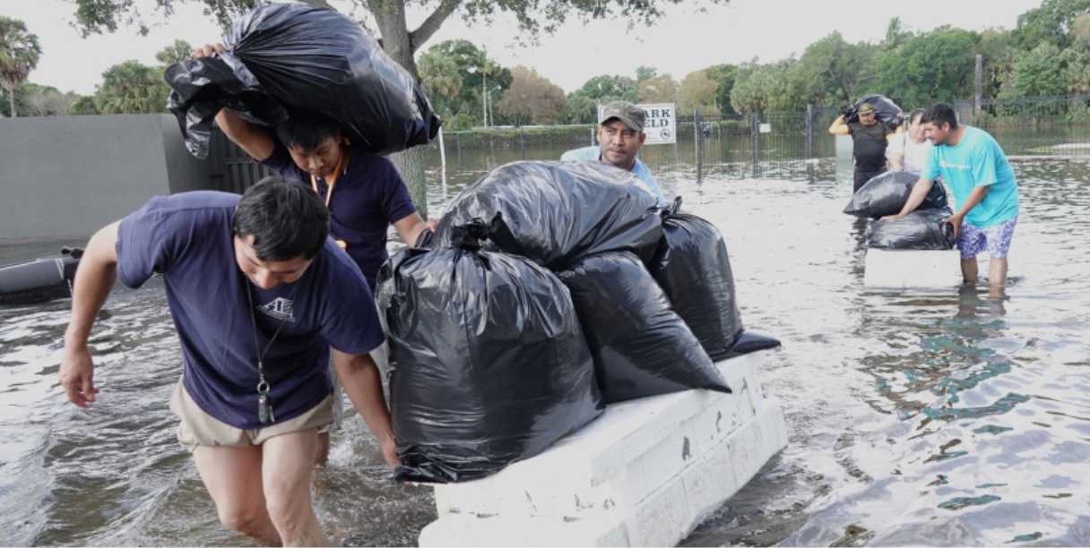 Flood and excessive rain warning in South Florida | Othose over 2 meters by storm Idalia
