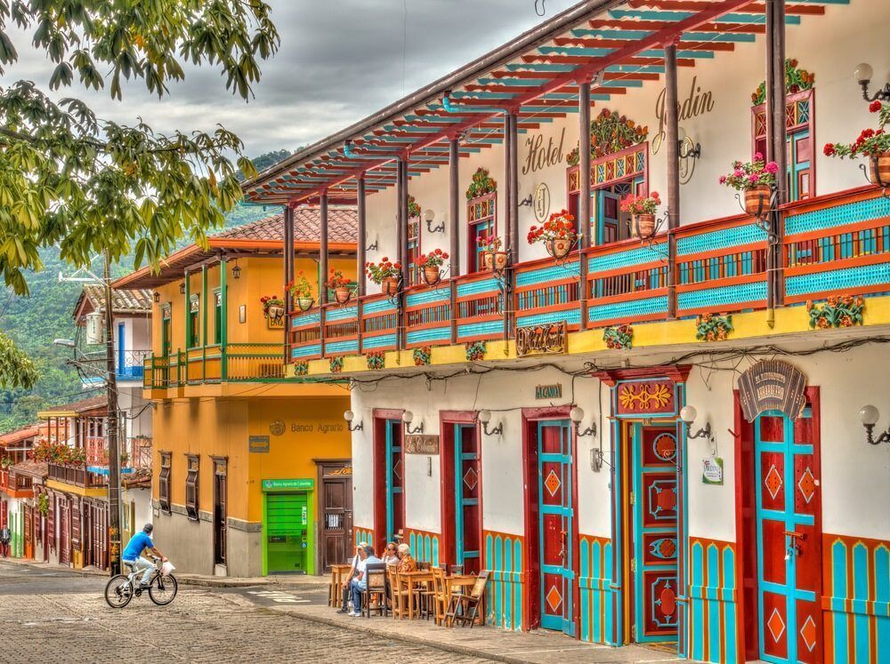 Pueblitos bonitos antioqueños para el Puente de Reyes