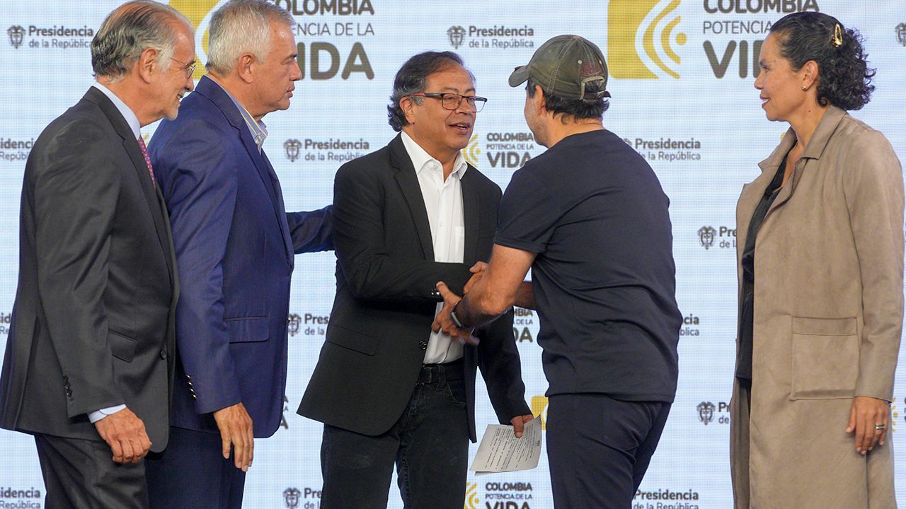 Petro confirmó que están listos USD 8 millones para Panamericanos e inició lobby internacional para recuperar las justas
