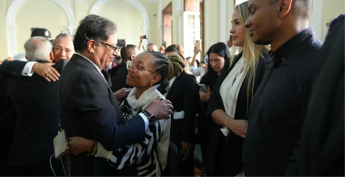 El congreso de Colombia brindó homenaje póstumo a Piedad Córdoba y el presidente Petro dio las condolencias a sus familiares