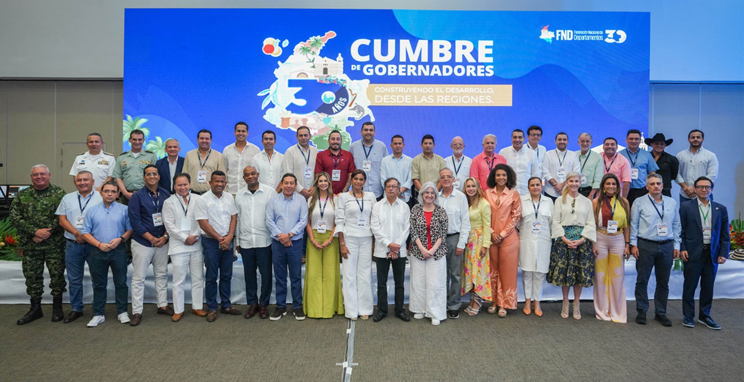El presidente Petro llamó a los gobernadores a trabajar para derrotar la pobreza