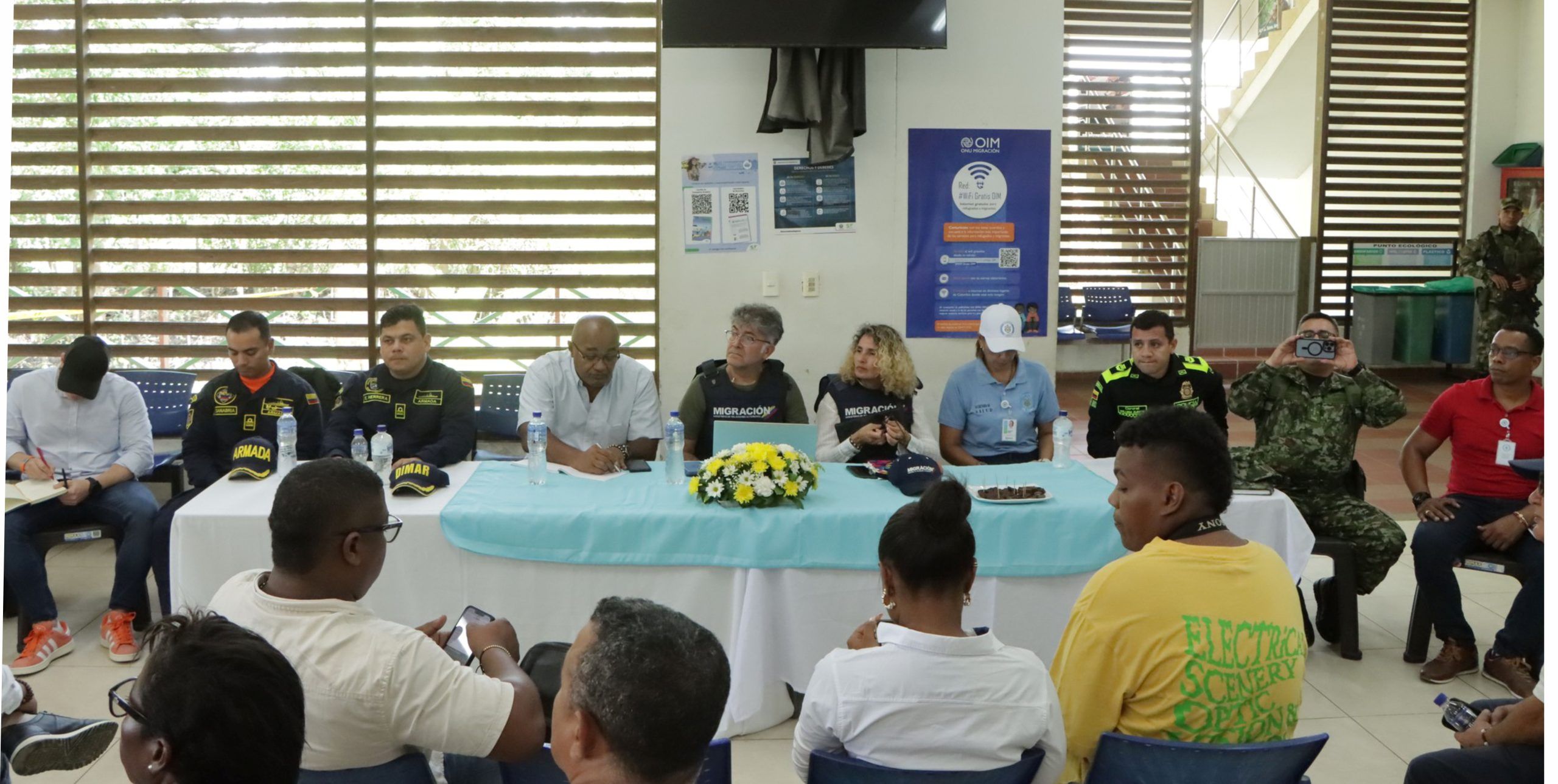 Migrantes represados en Necoclí y Turbo, seguirán  su ruta luego de acuerdo con los lancheros