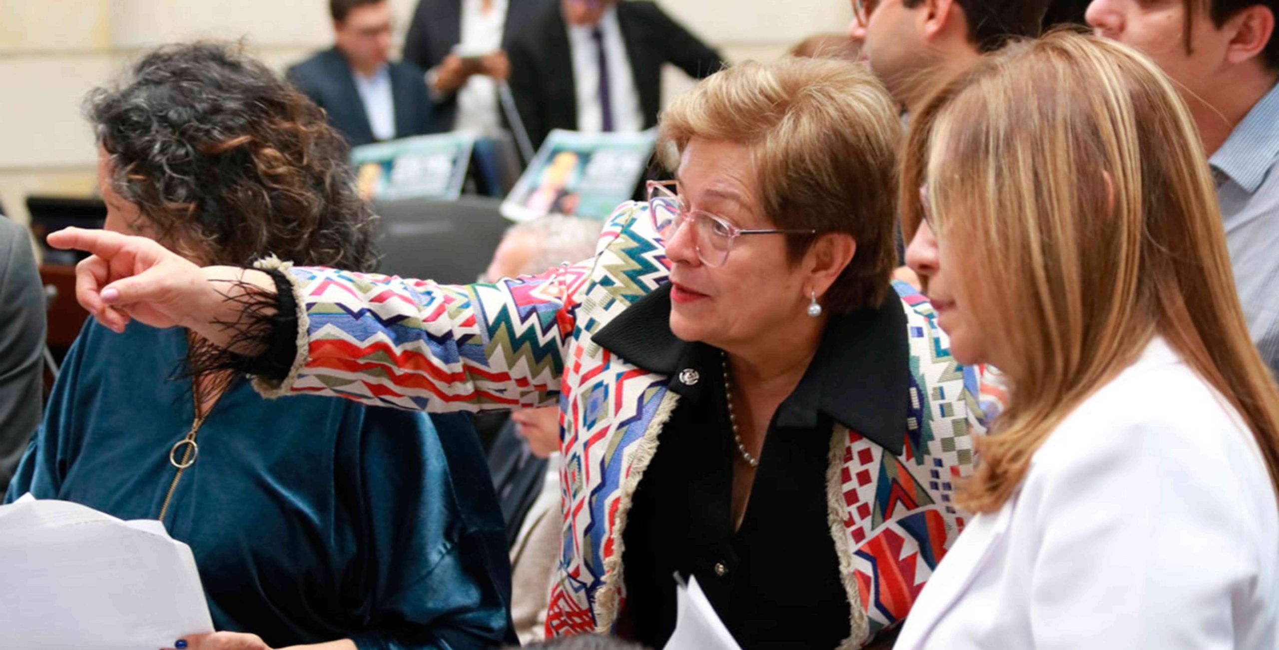 El Gobierno Petro resaltó los 10 beneficios de la Reforma Pensional que avanza en el Congreso