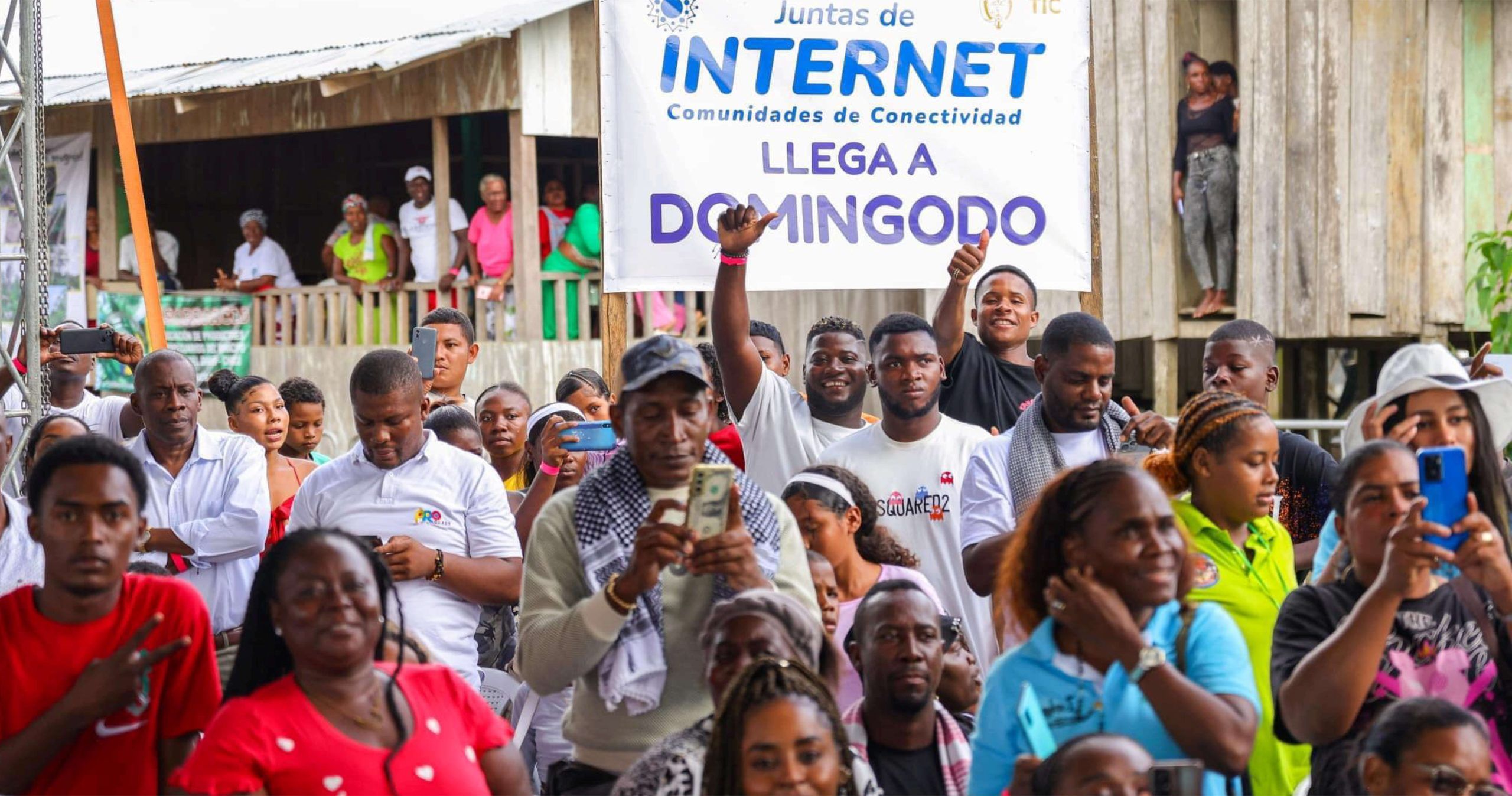 El presidente Petro inauguró la Junta de Internet – Comunidad de Conectividad en el corregimiento de Domingodó, Carmen del Darién, Chocó