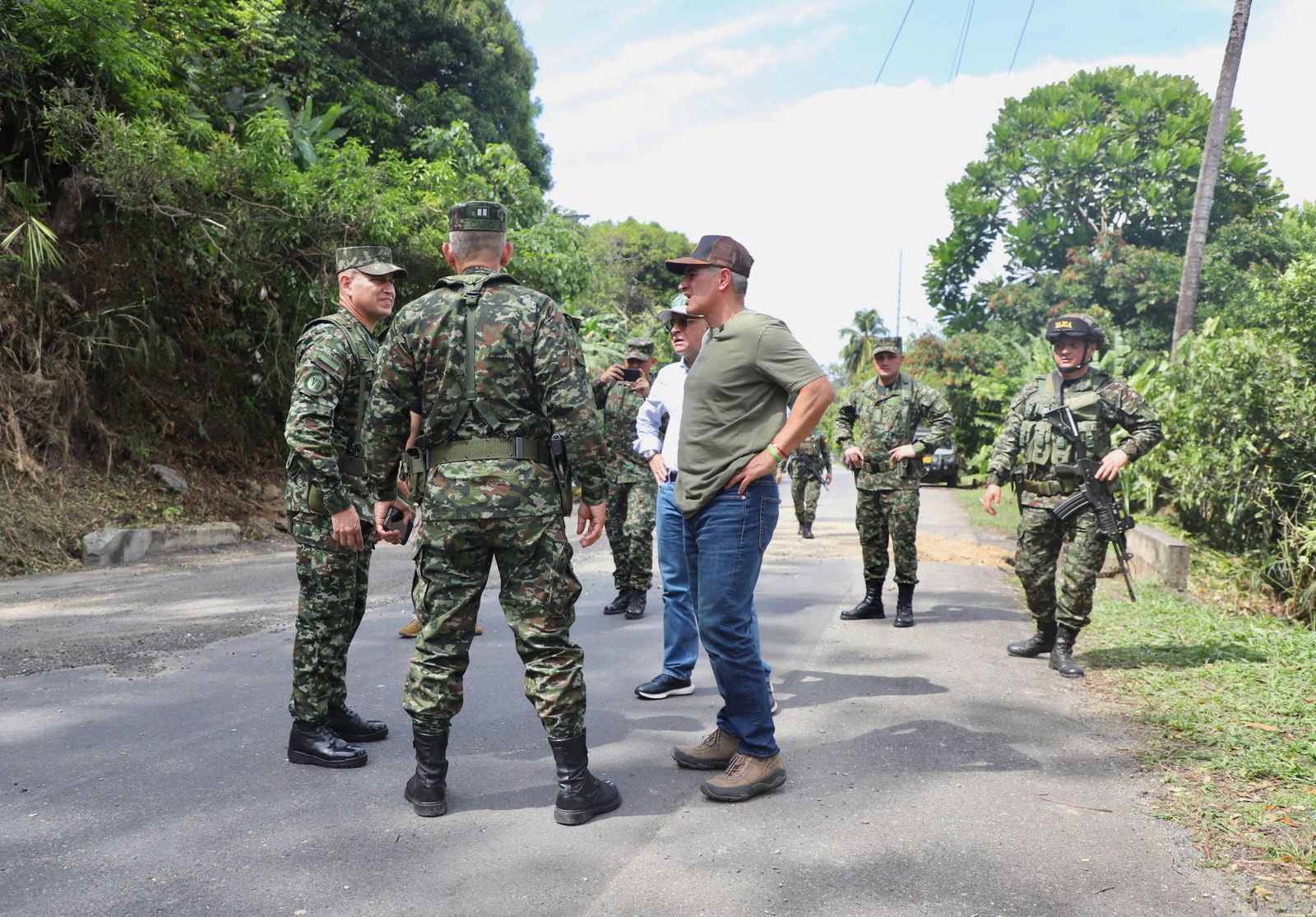 Hasta 500 millones de pesos ofreció el Gobernador por alias Matías, responsable ataque a la vía Medellín Caucasia