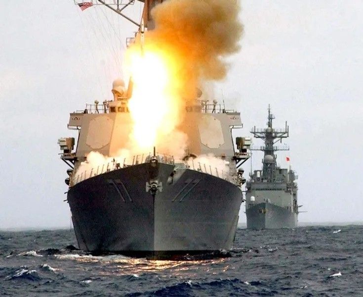 EE.UU. y Reino Unido intensifican la Operación “Rough Rider” contra los hutíes en Yemen