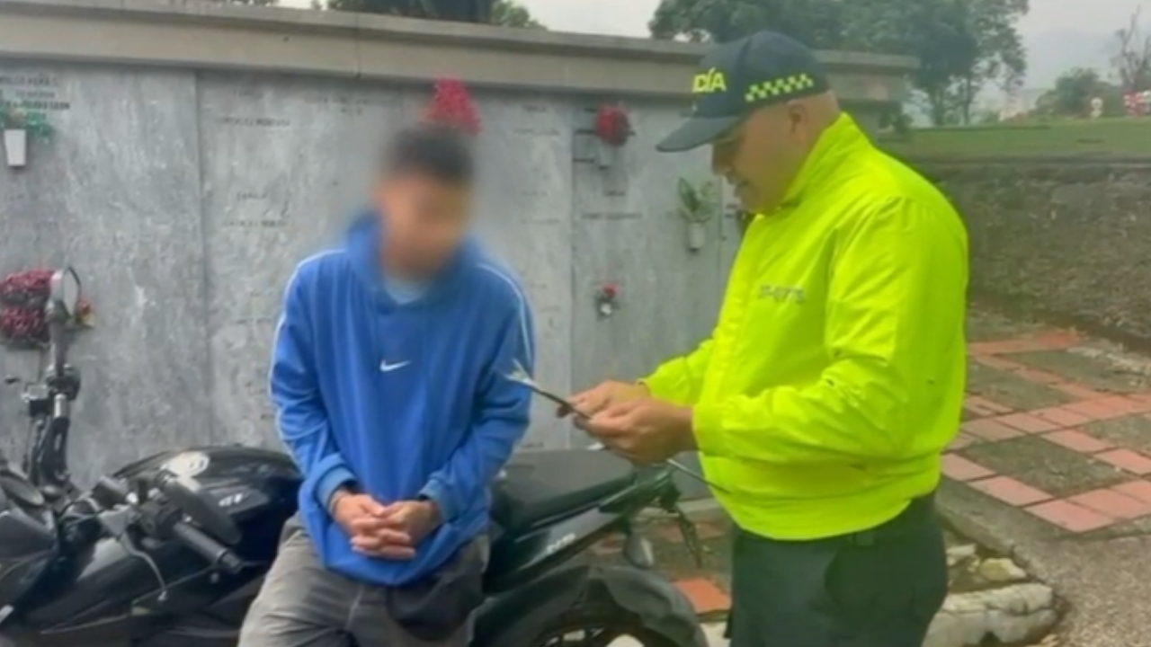 Hombre que habría asesinado a su hijo de 9 meses en Medellín es capturado cuando lo visitaba en el cementerio