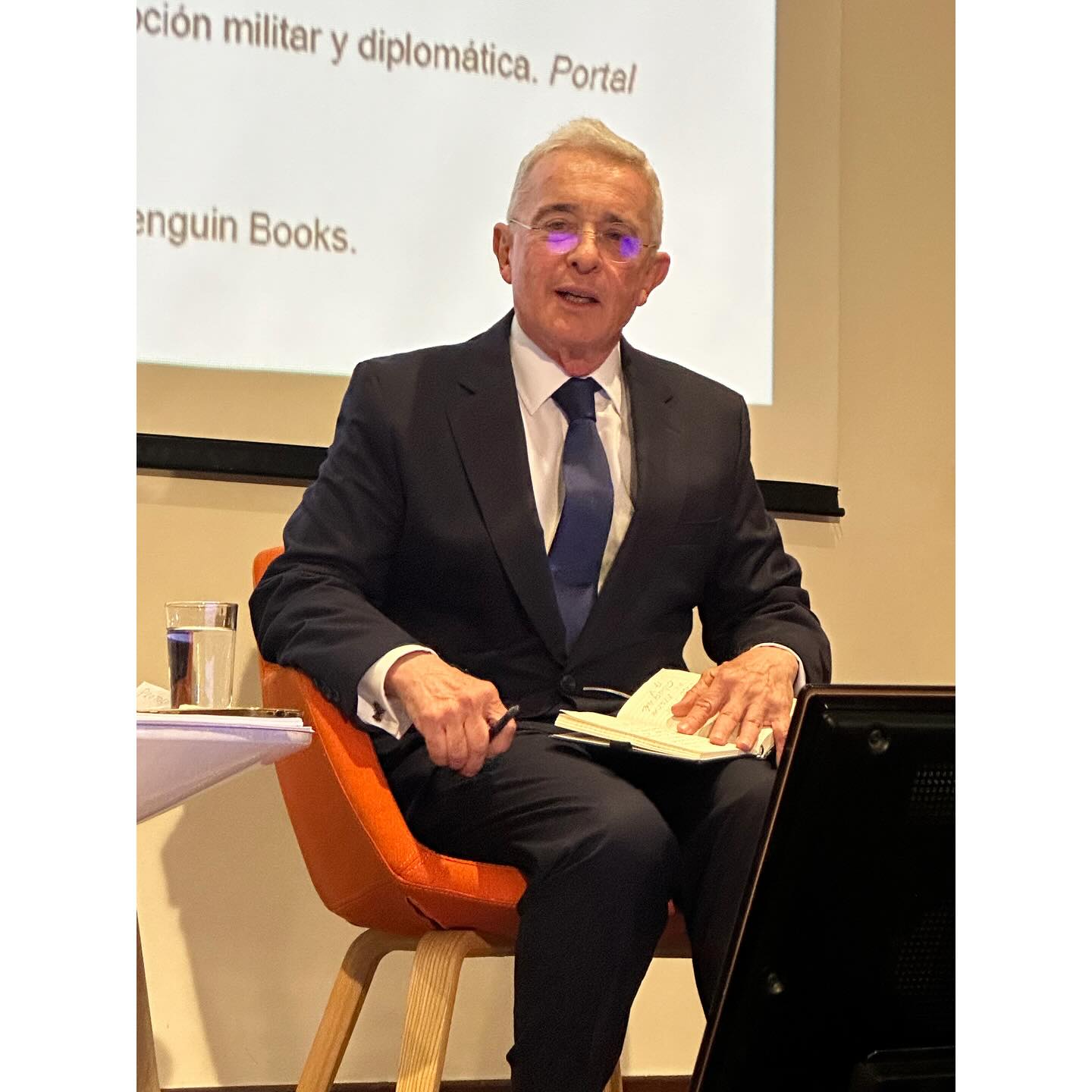 Álvaro Uribe queda fuera del Senado y marca un histórico revés